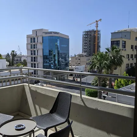Apartahotel Sunflower