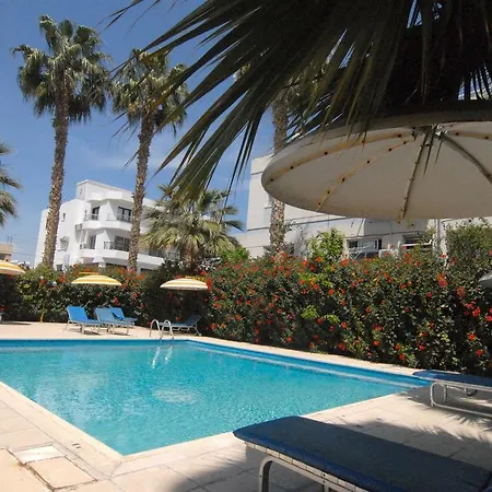 Aparthotel Sunflower Larnaca