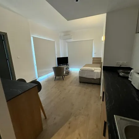 Sunflower Lägenhetshotell 3*