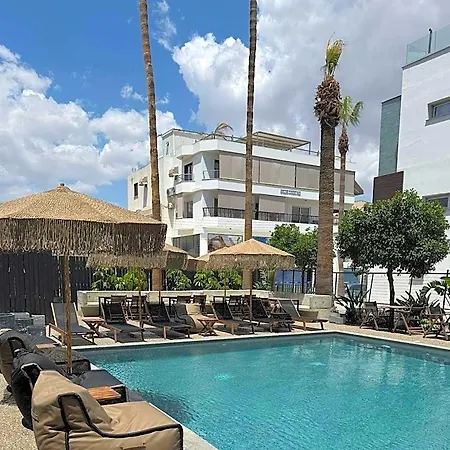 Sunflower 3* Larnaca