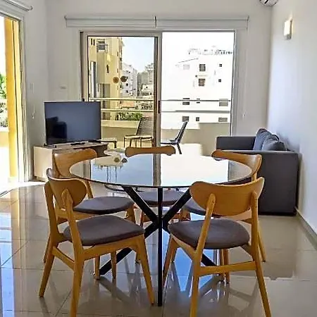 Ξενοδοχείο με διαμερίσματα Sunflower