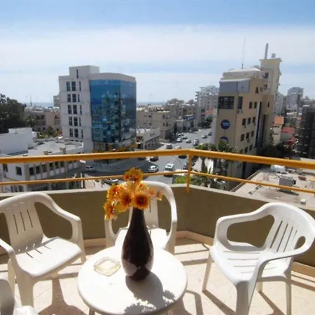 Hotel de apartamente Sunflower Larnaca