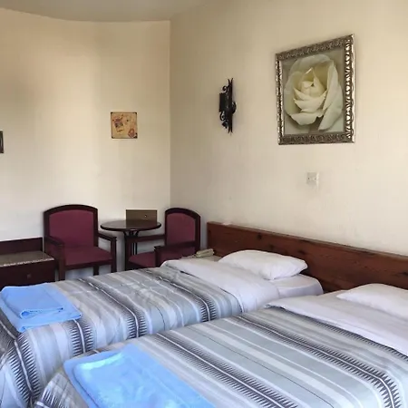 Sunflower Aparthotel 3*