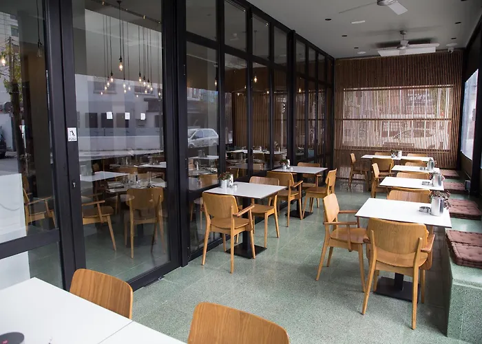 Sunflower Appart hôtel 3*