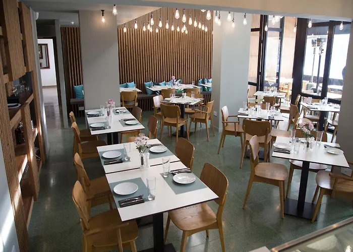 Aparthotel Sunflower Larnaca