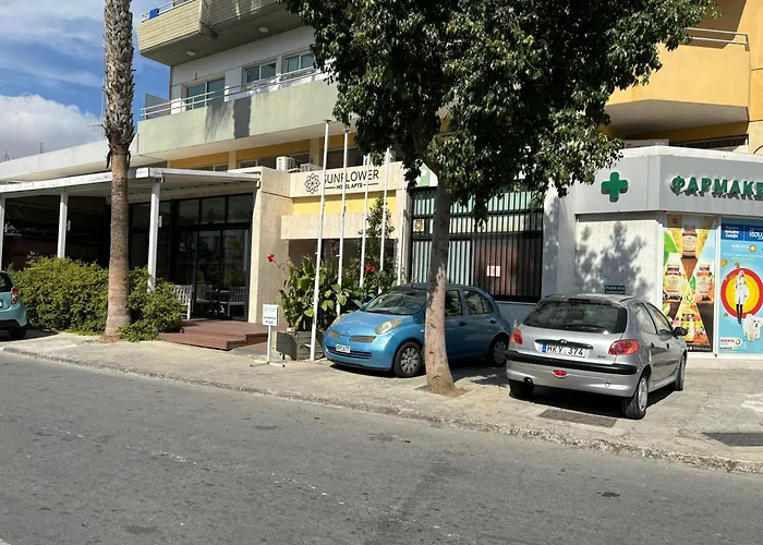 מלון דירות סאנפלאוור 3*