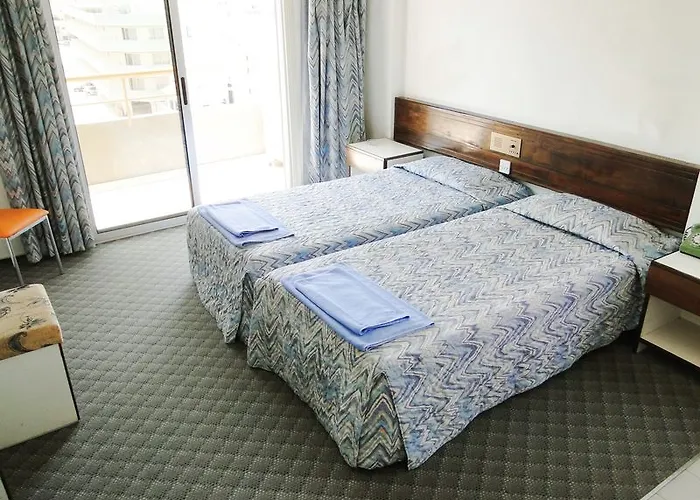 סאנפלאוור מלון דירות 3*